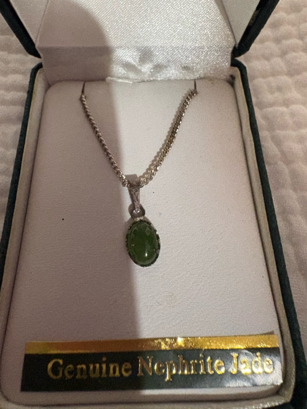 Genuine Nephrite Jade Pendant Necklace Green Stone Silver Tone Chain Gift Box - Picture 2 of 4